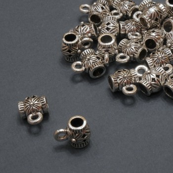 Furnitură bail – suport, diametrul 6x8 mm, diametrul găurii 3,3 mm, ambalaj 20 g ± 25 buc. (±)