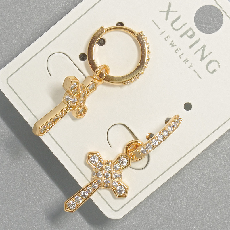 Cercei „Cruce” Xuping cu pietre albe, diametrul 12×22 mm, lungime aproximativă 30,5 mm, placare cu aur 18K