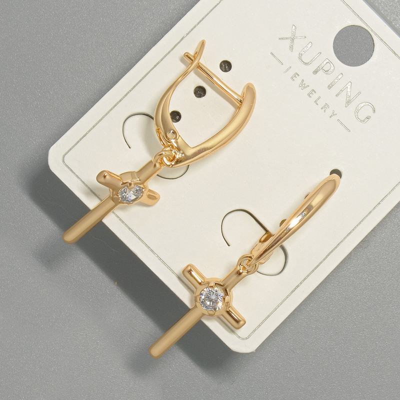 Cercei „Crucea” Xuping cu cristal alb, diametrul 11,5×21 mm, lungimea 37,5 mm, placare cu aur 18K