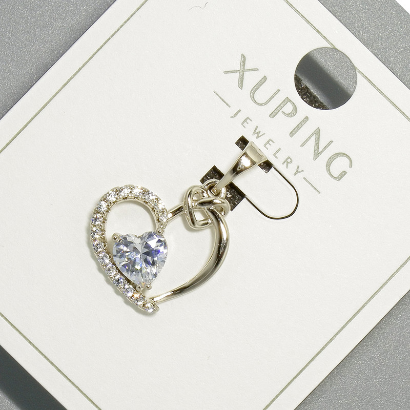 Pandantiv «Inimă» Xuping cu cristal alb și strasuri, diametrul 15,5×16 mm, lungimea 22 mm, placat cu rodiu
