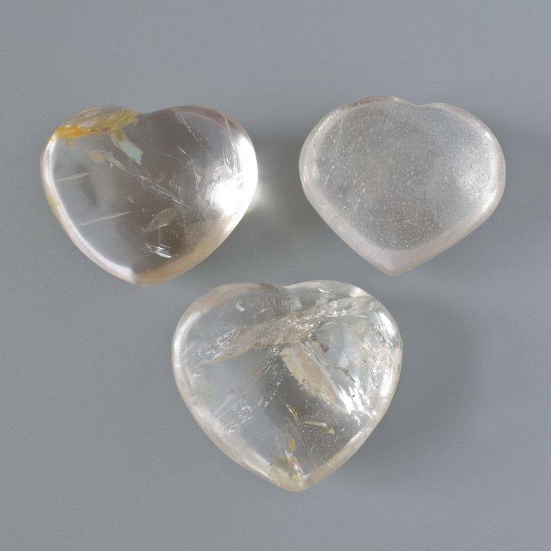 "Inimă" din cristal de munte, piatră naturală, diametrul asortat 36x27 mm, +/- de la 25 g (la 100 g)