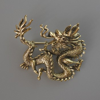 Broșă cu pandantiv Dragon, metal auriu, 44×37 mm