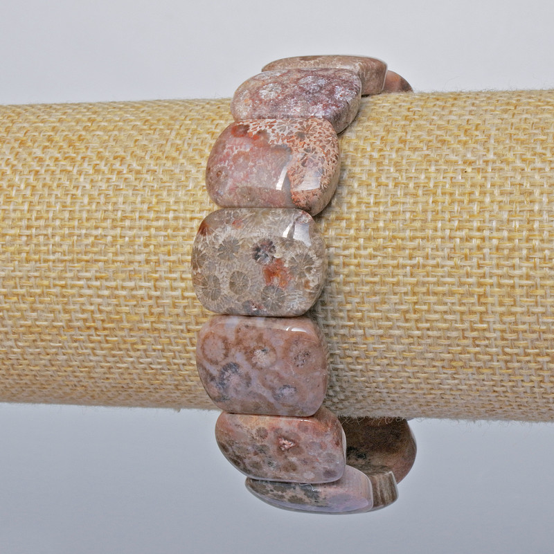 Brățară din coral pietrificat, lanț cu zale dreptunghiulare, dimensiunile zalei 20x15 mm, lungime 18 cm (+/-) (extensibil)