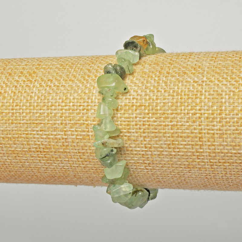 Brățară din prehnit natural, fragmente de piatră, diametrul 6x4 mm, lungime 18 cm, pe bază elastică