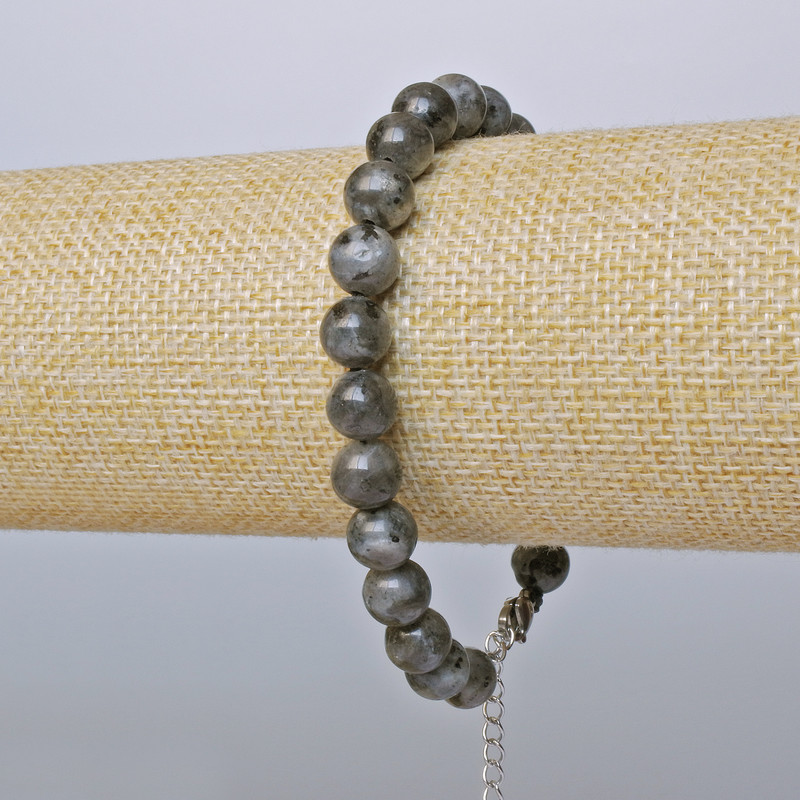 Brățară Labradorit (presat) – bile netede, diametru 8 mm, lungime 19–24 cm, închizătoare argintie