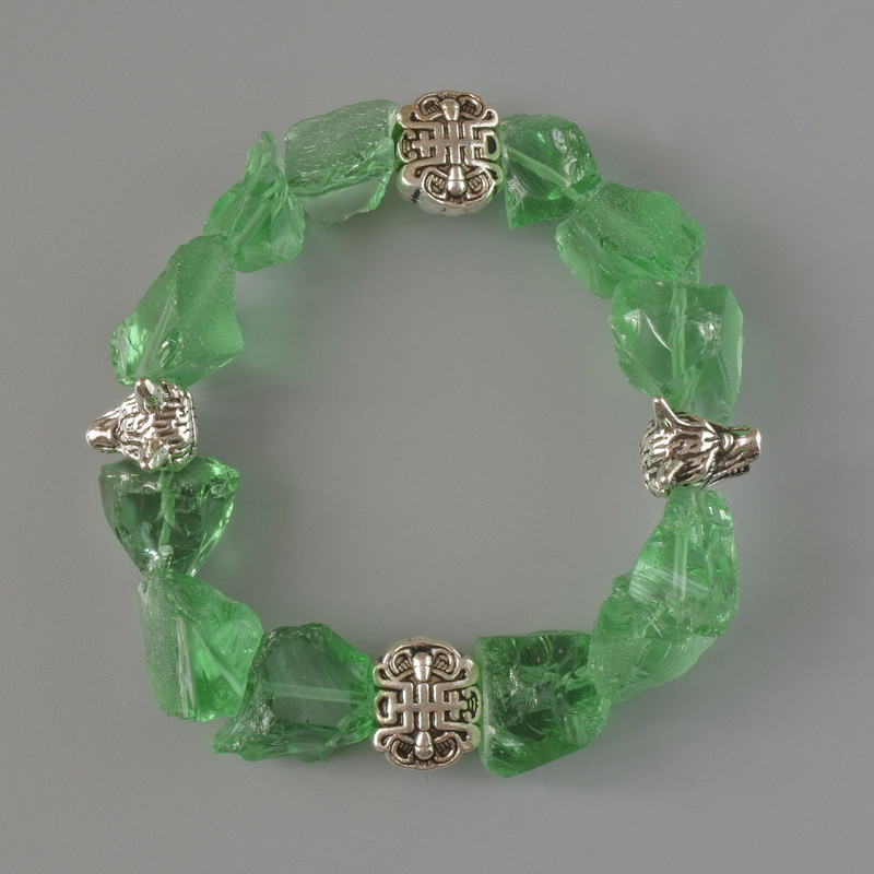 Brățară din cuarț verde tonifiat, piatră naturală fațetată, diametrul 10x13 mm ±, lungime 18 cm ± (elastică) cu inserții metalice