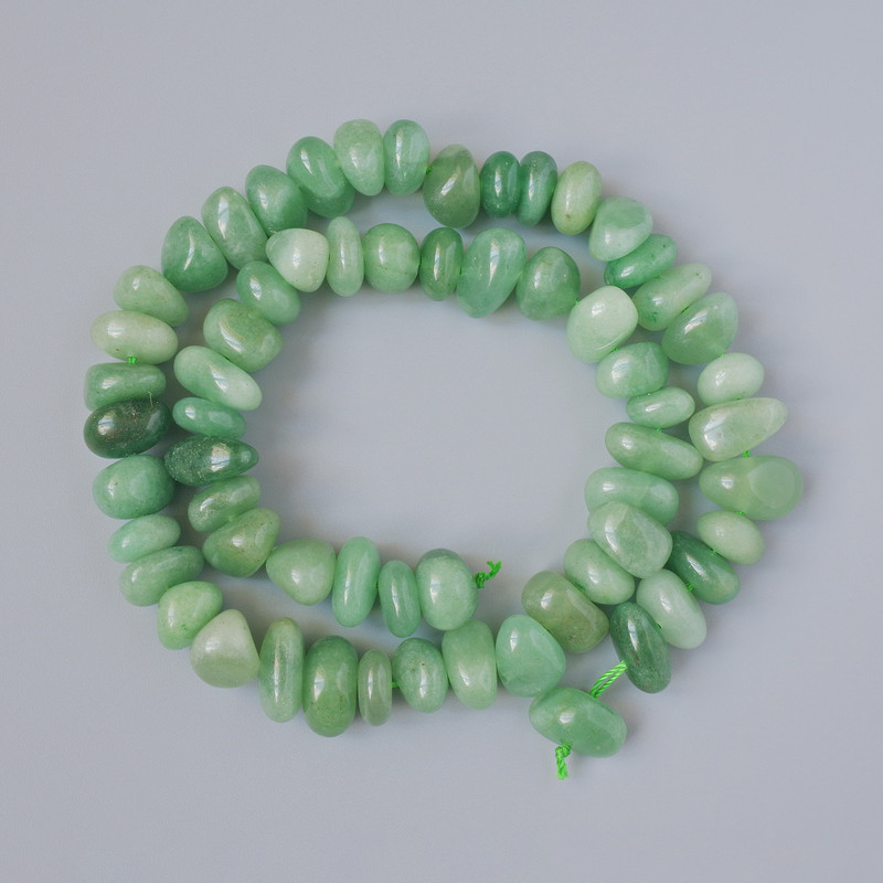 Mărgele de nefrit natural, formă ovoidă, diametrul 11x6 mm ±, lungime 41 cm ±, pe șnur