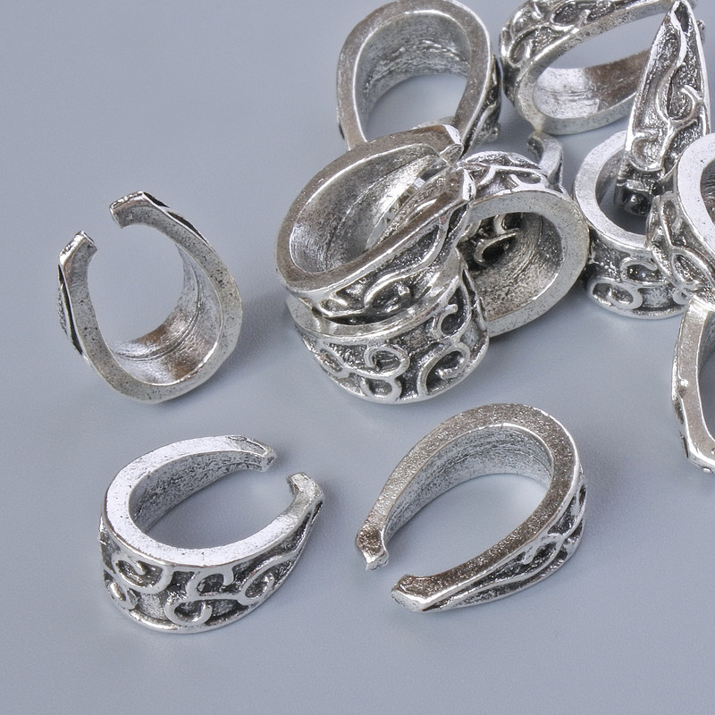 Furnitură pentru pandantiv, dimensiuni 15×11×6 mm, diametrul găurii 10,7×7,2 mm, set de 13 bucăți ± 20 g ± culoare argintie a metalului