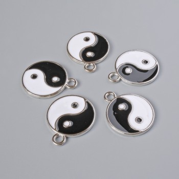 Pandantiv Yin Yang, diametrul 18 mm, lungimea 22 mm, gaură de 2,5 mm, set de 5 bucăți ±, culoare argintie a metalului
