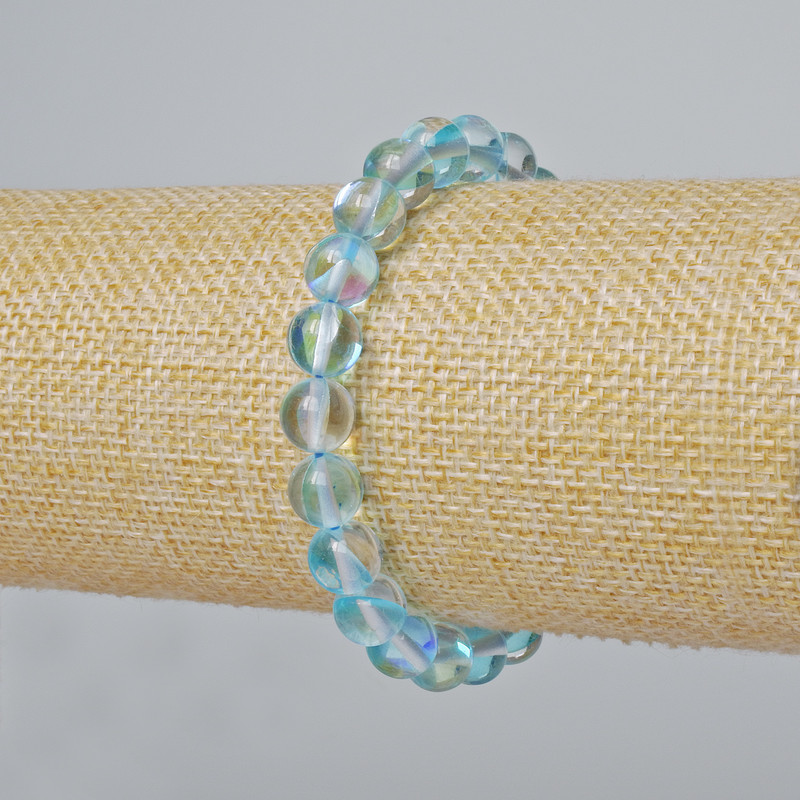 Brățară din sticlă opală, bile lucioase, culoare albastru transparent cu efect hameleon, diametrul 8 mm, lungime 18 cm +/- (elastic)