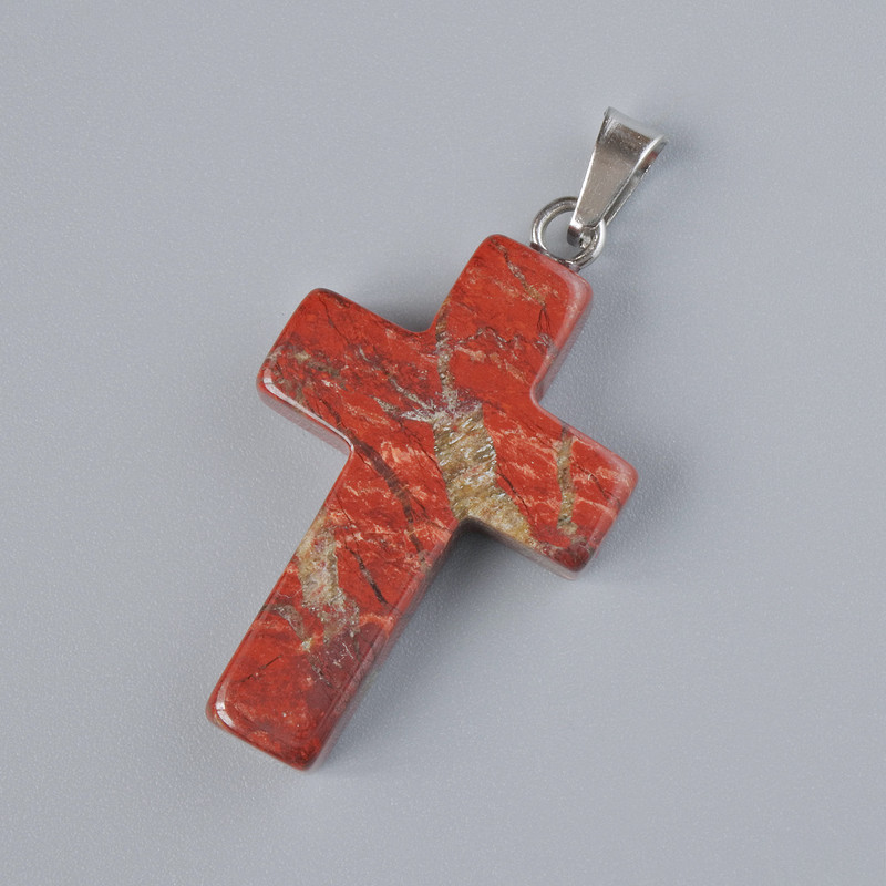 Pandantiv „Crucea” din jasper roșu, piatră naturală, diametrul 25×18 mm, lungimea 34 mm+