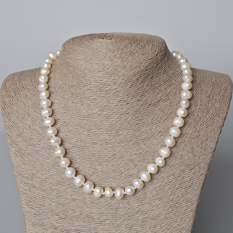 Colier cu perle de râu, reliefate, diametrul 8×7,5 mm, lungime 45–46 cm