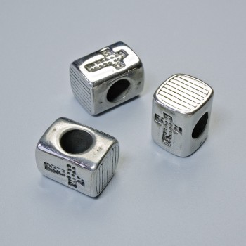 Furnitură – mărgea-inserație «Cruce», dimensiuni 11×8,5 mm, gaură de 4,8 mm, culoare argintie a metalului, 1 bucată