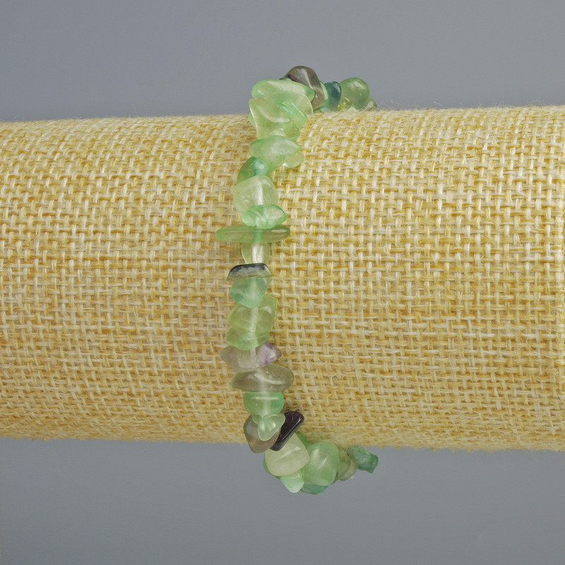 Brățară din fluorit natural, fragmente de 7x4 mm, lungime 18 cm, elastic