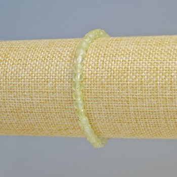 Brățară din prehnit, piatră naturală, cuburi tăiate, diametru 4,5 mm ± (elastică), lungime 18 cm