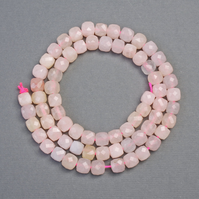 Mărgele din piatră naturală Morganit - cuburi facetate, diametrul 6×6 mm, lungime 38 cm