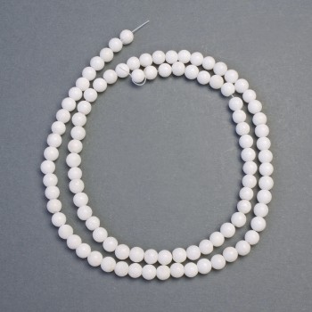Mărgele de agat alb (presate), formă sferică netedă, diametrul 4,5 mm, lungime 40 cm, pe fir