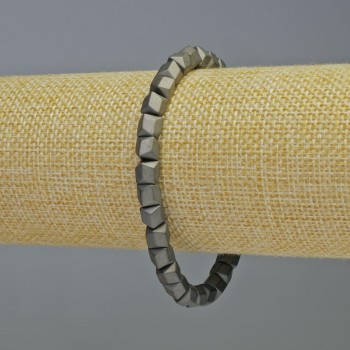 Brățară din hematit cu hexagoane în zigzag, culoare gri mat, diametru 6x6 mm, lungime 18 cm, elastic