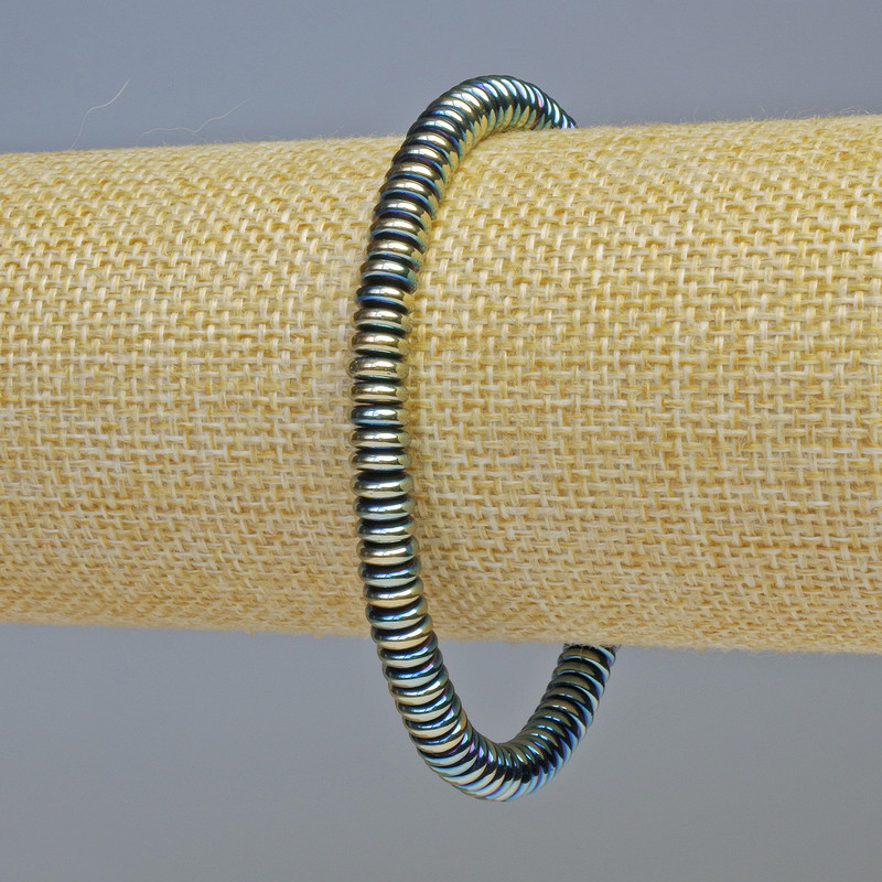 Brățară din hematit rondelle, culoare verde hameleon, diametru 6x2 mm, lungime 18 cm, elastic