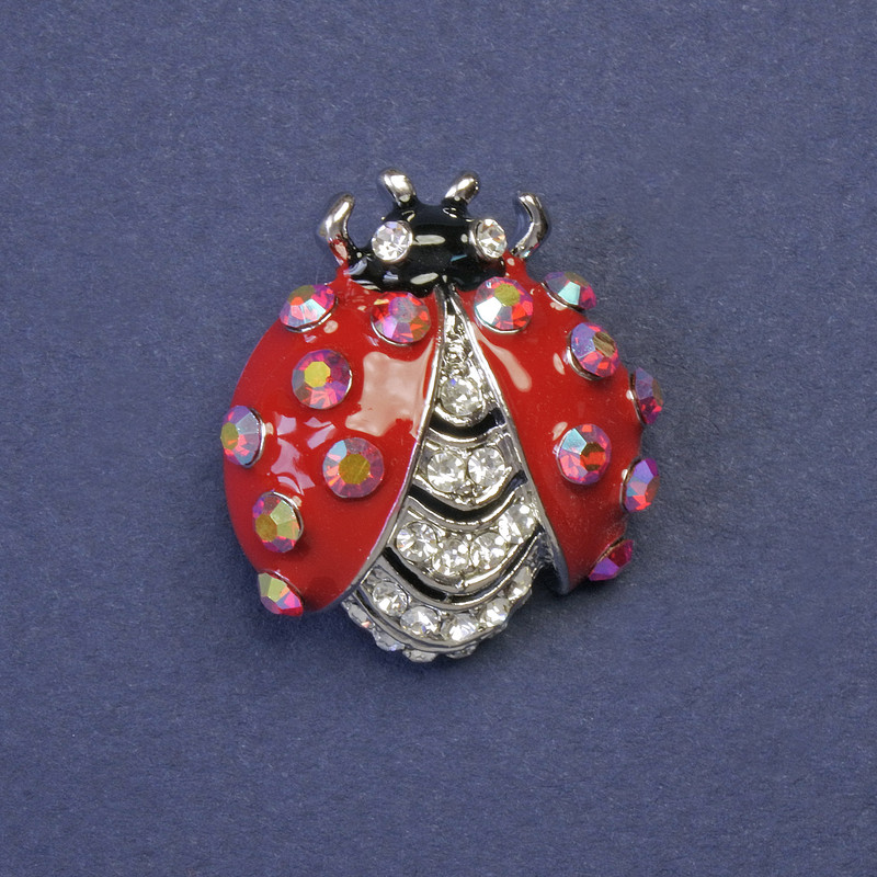 Broșă «Buburuza» cu paiete albe și irizate, 25×22 mm+