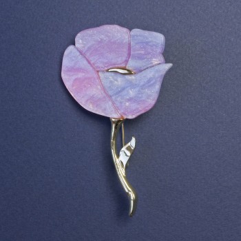 Broșă Mac curcubeu perlată cu strasuri, metal auriu, 76x46 mm+