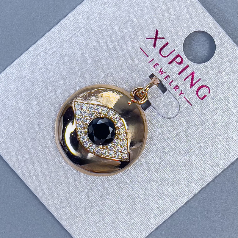 Pandantiv Xuping cu strasuri albe și cristal negru, diametrul 19 mm, grosimea 5 mm, lungimea 29 mm, placat cu aur