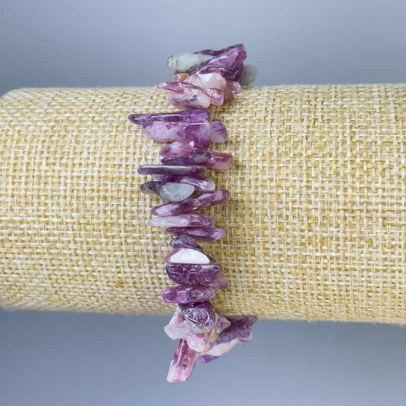 Brățară cu turmalină – fragmente, diametrul 11-15×2-5 mm, lungime 18 cm, elastic
