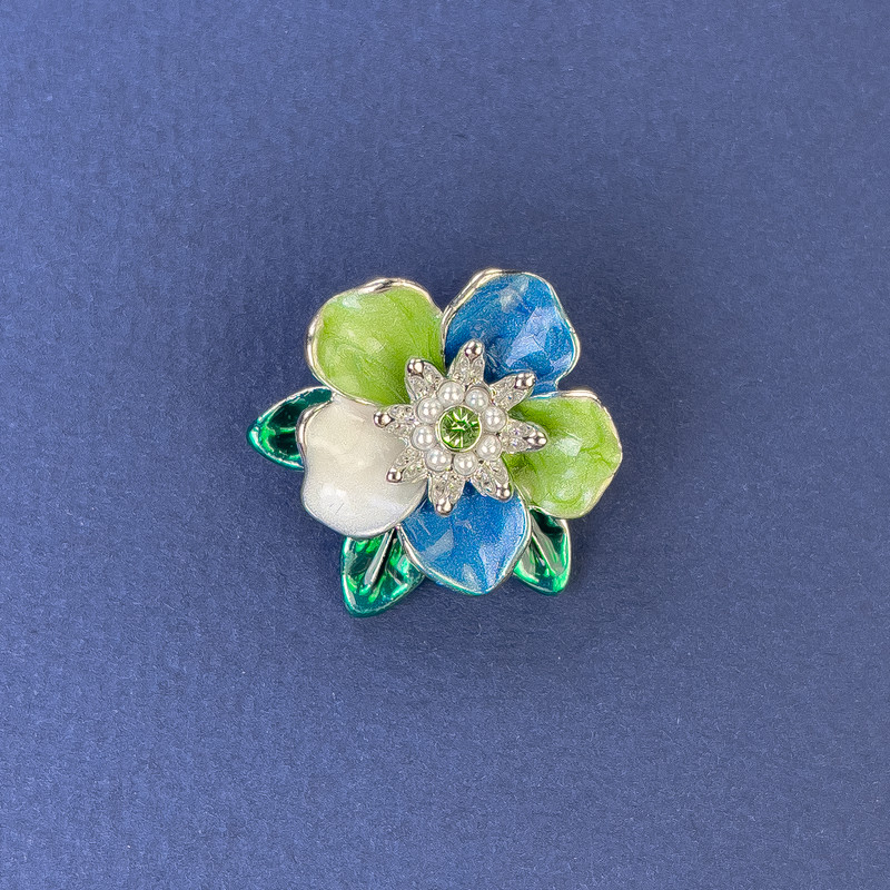Broșă Floare, diametru aproximativ 25 mm, email multicolor, cu strasuri