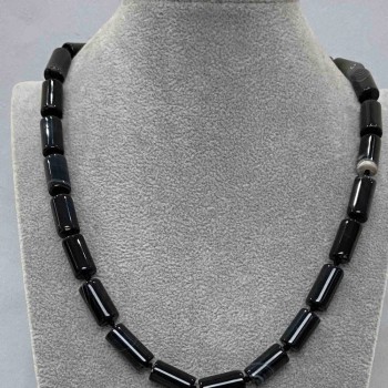 Colier din agat cu cilindri netezi, diametrul 15×8 mm, lungime aproximativă 45 cm, cu închizătoare