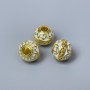 Mărgea Cloisonné roz alb email, diametrul 10×9 mm, gaură de 3,5 mm, culoare metalică aurie, 1 bucată