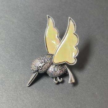 Broșă-pendulă Sidef Colibri, metal argintiu 48×30 mm+