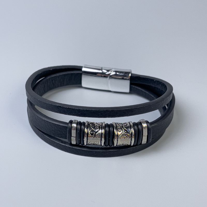 Brățară bărbătească din piele ecologică neagră, cu inserții metalice, grosime de 10 mm, lungime de 22 cm, închidere din metal argintiu