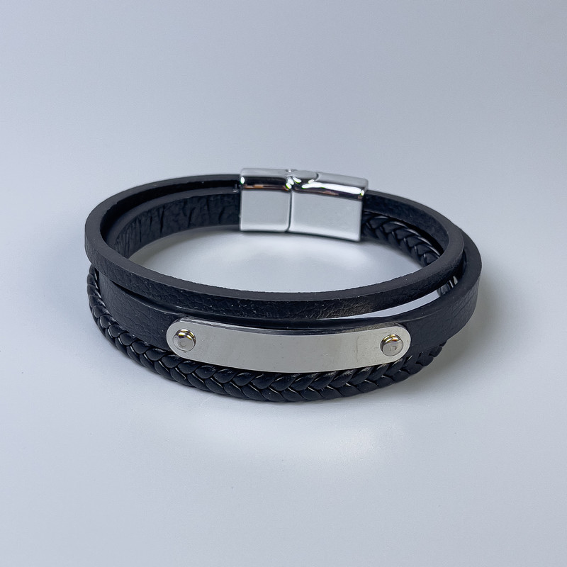Brățară pentru bărbați din piele ecologică neagră cu inserții metalice, grosime 10-19 mm, lungime 22 cm, metal argintiu la închidere