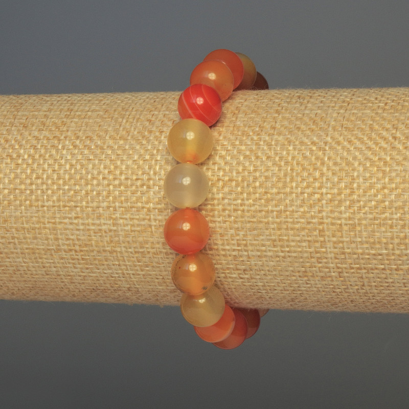 Brățară din carneol, bile netede, diametrul 10 mm, lungime 18 mm, pe elastic