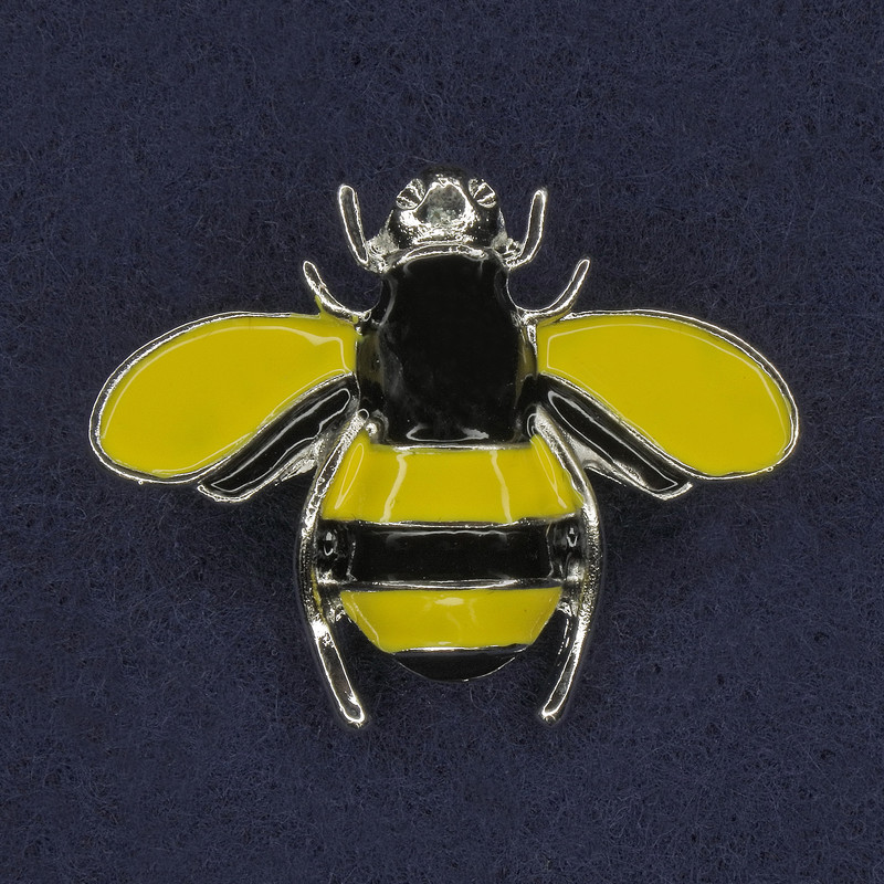 Broșă Albinuță galben-negru email pe metal argintiu 30×37 mm+