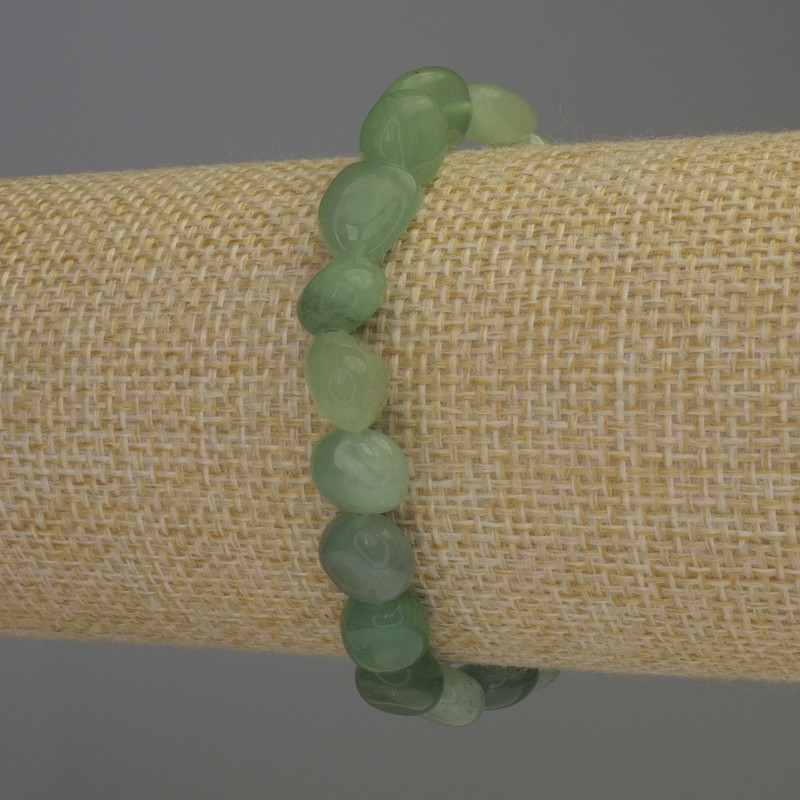 Brățară din jad fațetată, diametrul 12×8 mm, lungime 18 cm, pe elastic