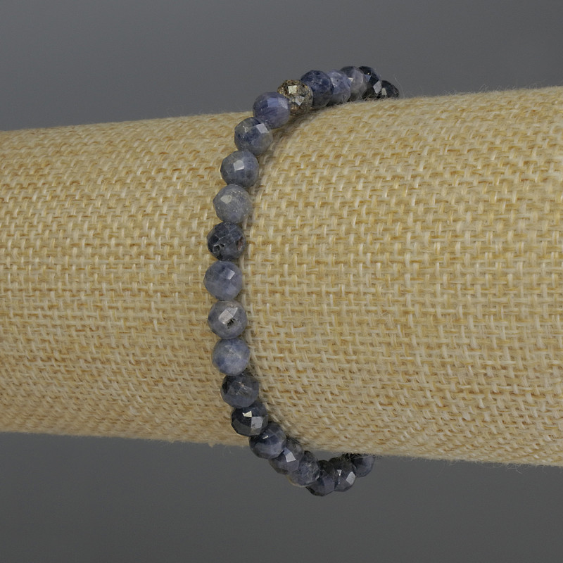 Brățară cu safir, bilă fațetată, diametrul 5 mm, lungime 18 cm, elastic