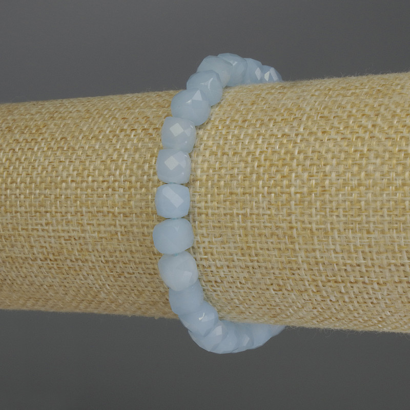 Brățară din acvamarin facetat, cub, diametrul de 7 mm, lungime 18 cm, pe elastic