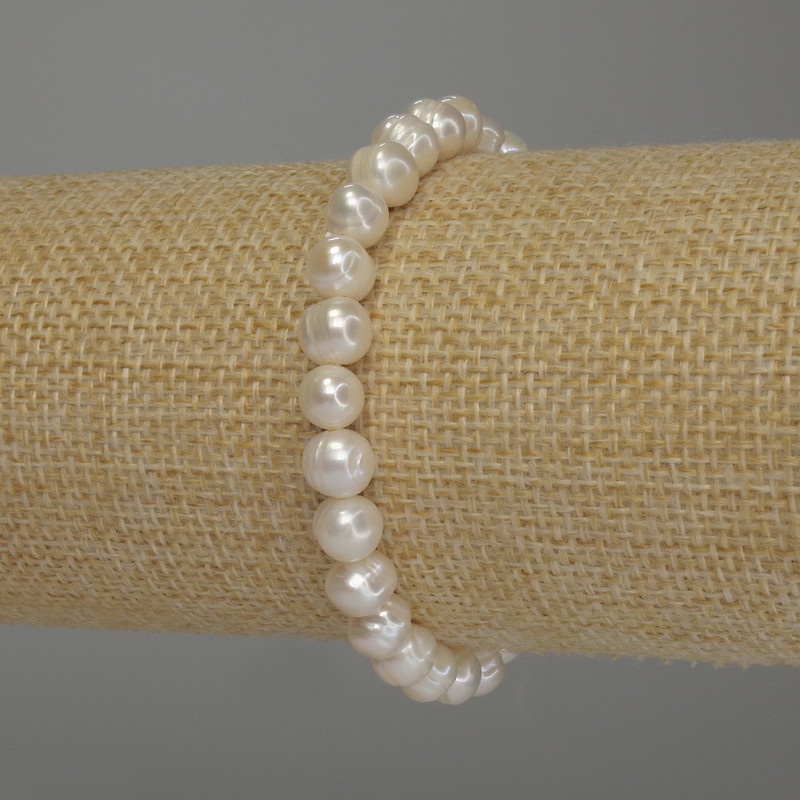 Brățară cu perle de râu, diametrul 7×6,5 mm, 5 mm ±, lungime 18 cm (elastică)
