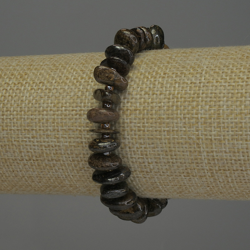Brățară din bronzit, fațetată, diametru 3-5×10-13 mm, lungime 18 cm, elastic