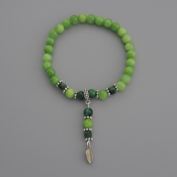 Brățară din acrilic cu mărgele netede, diametrul 6 mm; mărgele «ochi de pisică» 5 mm; cuburi 4 mm; lungime 18 cm