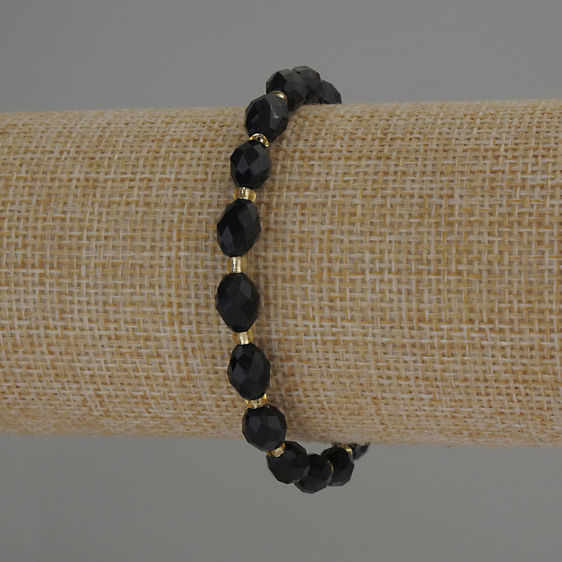 Brățară cu topaz fumuriu, boabe tăiate, diametru 8x6 mm, cu mărgele de 3 mm, lungime 18 cm, elastic