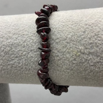 Brățară din granule de granat, diametru 5-8x3 mm, lungime 18 cm, elastică