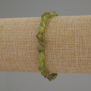 Brățară cu crizolit fațetată, diametru 6-10×6 mm, lungime 18 cm, elastic