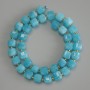 Mărgele de acvamarin tăiate cuburi, diametrul 8×8 mm ±, cu mărgele de 3 mm ±, lungime 37 cm ±, pe șnur