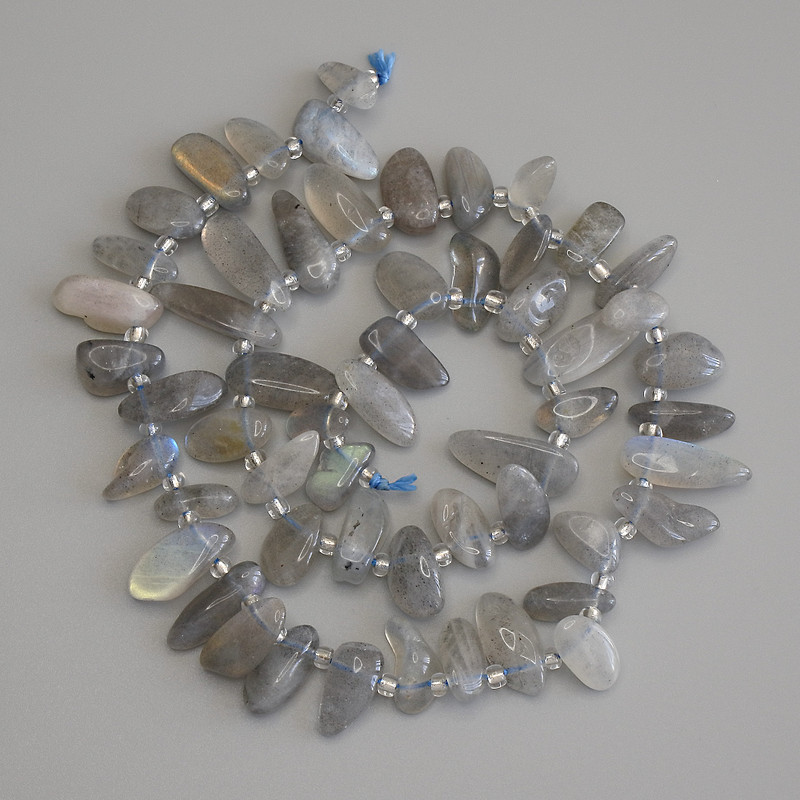Mărgele din labradorit, formă de fluture, 11–16×6 mm, cu mărgele de 3 mm, pe șnur, lungime 39 cm