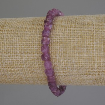 Brățară din turmalin, cuburi tăiate, diametru 5 mm, lungime 18 cm (elastică)