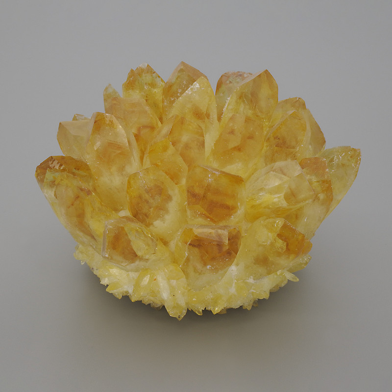 Druza de citrin – suvenir, greutate începând de la 300 g (pentru 100 g)