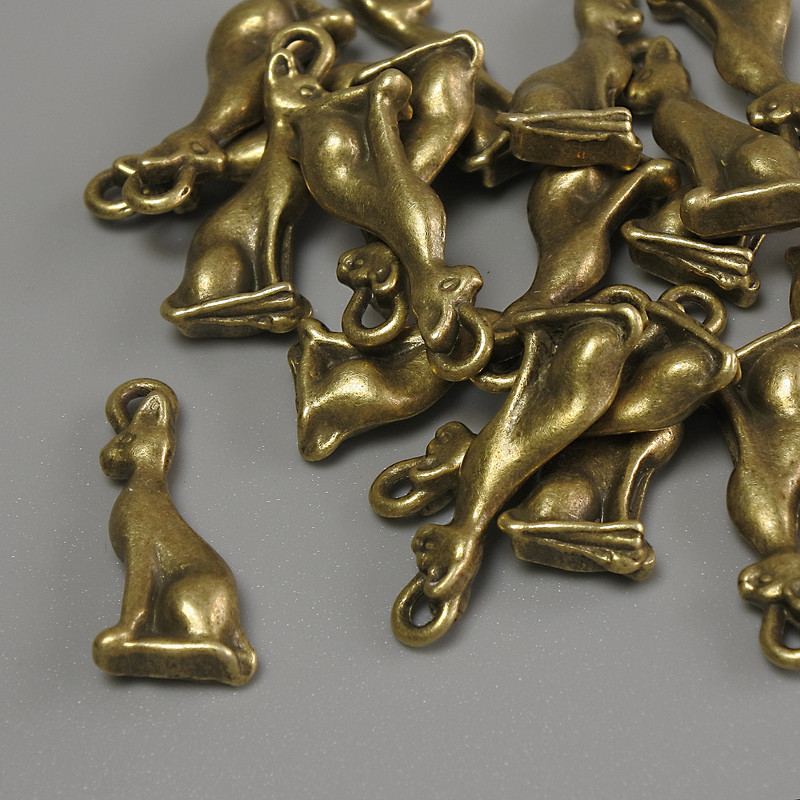 Pandantiv cu formă de pisică Sfinx, culoare bronz, dimensiuni 20×8×3 mm, gaură de aproximativ 1,2 mm, ambalaj 20 g (~18 buc.)