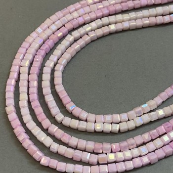 Mărgele din cristal ceh roz multicolor cu luciu petrol, pe șnur, cuburi cu fațete, diametrul 4x4 mm, lungime 38 cm +